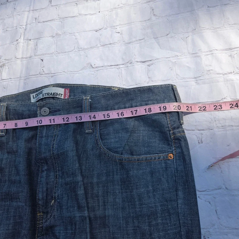 Levis levi 569